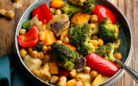 A Hearty Chickpea Veg Bowl
